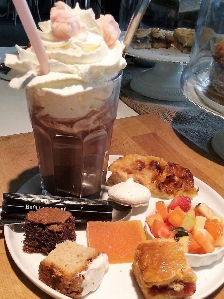 Café-salon  Ploërmel